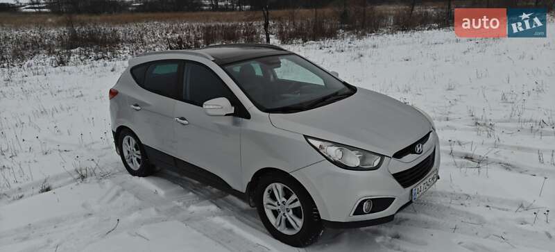 Внедорожник / Кроссовер Hyundai ix35 2010 в Харькове фото 5 Внедорожник / Кроссовер Hyundai ix35 2010 в Харькове