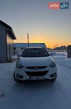Позашляховик / Кросовер Hyundai ix35 2011 в Березному