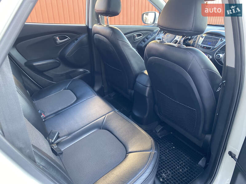 Внедорожник / Кроссовер Hyundai ix35 2010 в Хмельницком
