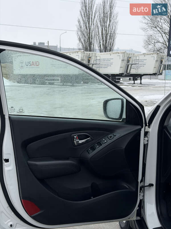 Внедорожник / Кроссовер Hyundai ix35 2011 в Киеве