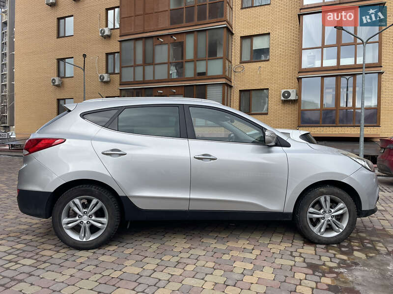 Внедорожник / Кроссовер Hyundai ix35 2010 в Виннице фото 3 Внедорожник / Кроссовер Hyundai ix35 2010 в Виннице