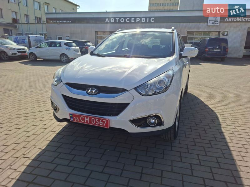 Внедорожник / Кроссовер Hyundai ix35 2012 в Ивано-Франковске