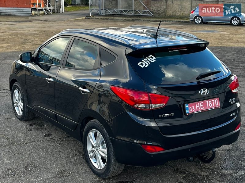 Внедорожник / Кроссовер Hyundai ix35 2010 в Луцке