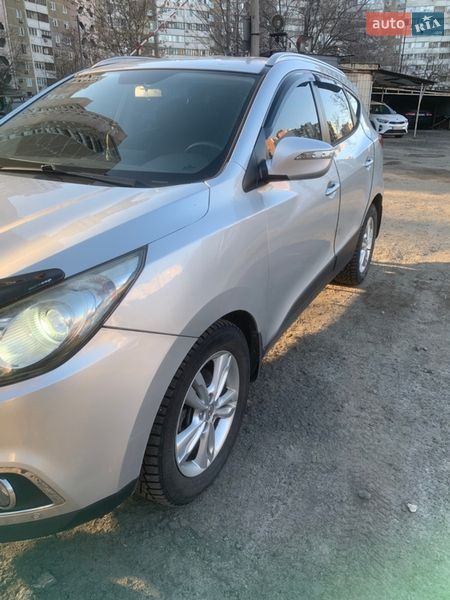 Внедорожник / Кроссовер Hyundai ix35 2010 в Киеве