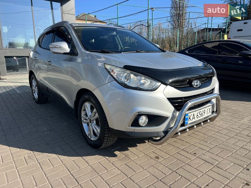 Внедорожник / Кроссовер Hyundai ix35 2010 в Киеве