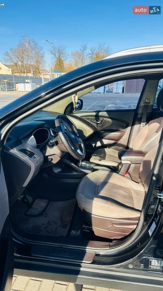Внедорожник / Кроссовер Hyundai ix35 2013 в Черновцах
