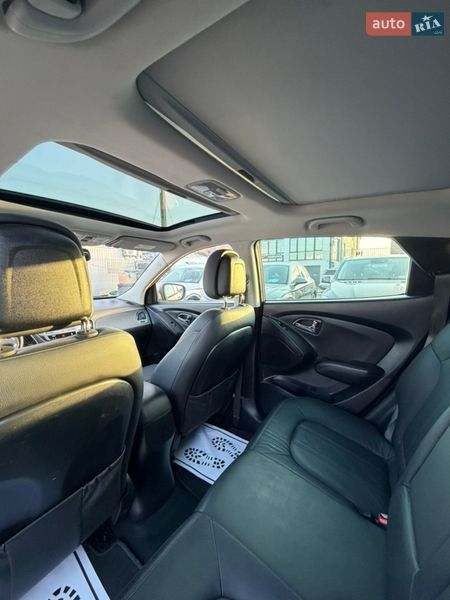 Внедорожник / Кроссовер Hyundai ix35 2012 в Ивано-Франковске