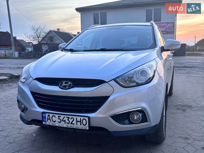 Внедорожник / Кроссовер Hyundai ix35 2012 в Дубровице фото 3 Внедорожник / Кроссовер Hyundai ix35 2012 в Дубровице