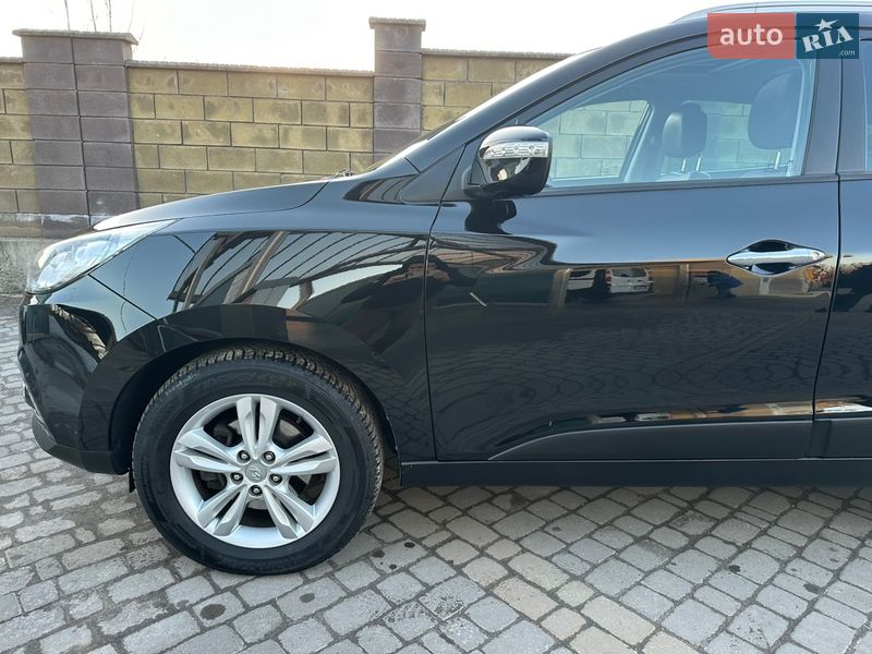 Внедорожник / Кроссовер Hyundai ix35 2012 в Дубно