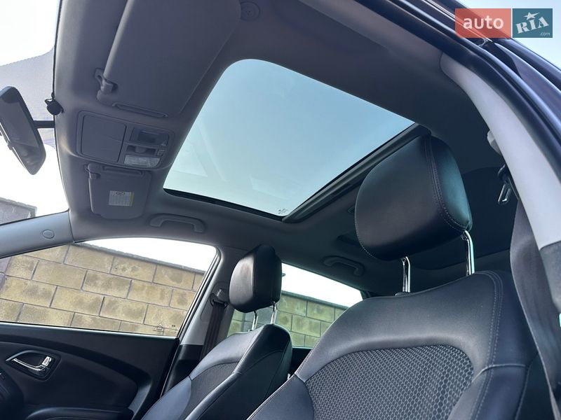 Внедорожник / Кроссовер Hyundai ix35 2012 в Дубно