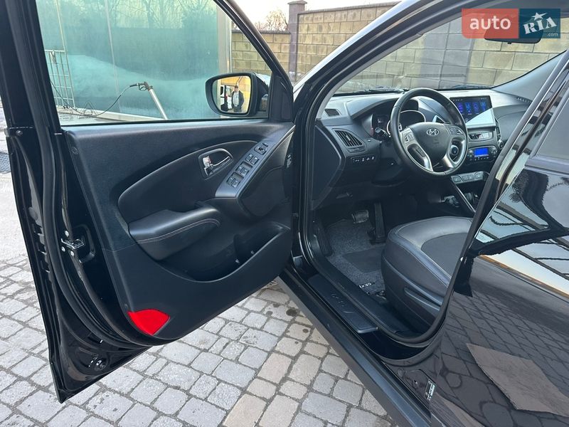 Внедорожник / Кроссовер Hyundai ix35 2012 в Дубно