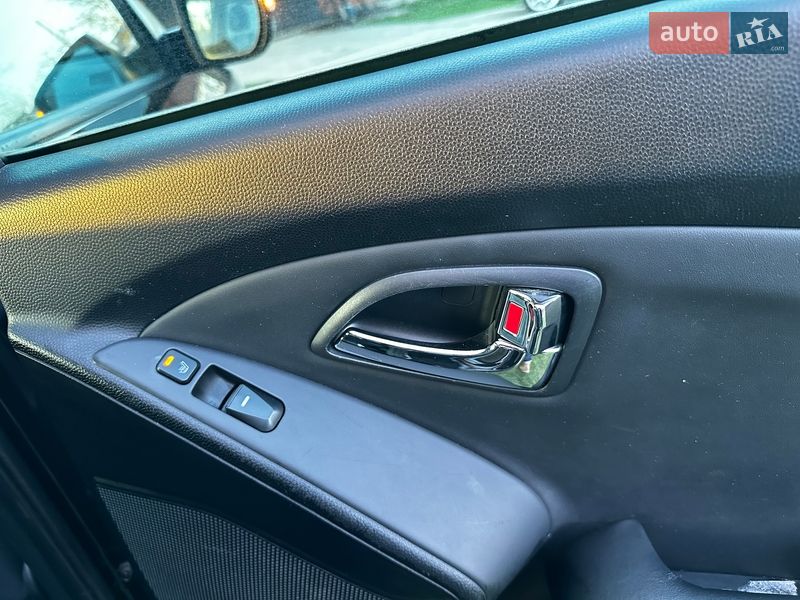 Внедорожник / Кроссовер Hyundai ix35 2011 в Ивано-Франковске