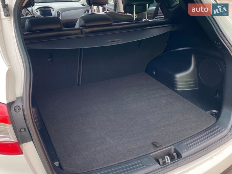 Внедорожник / Кроссовер Hyundai ix35 2014 в Ровно