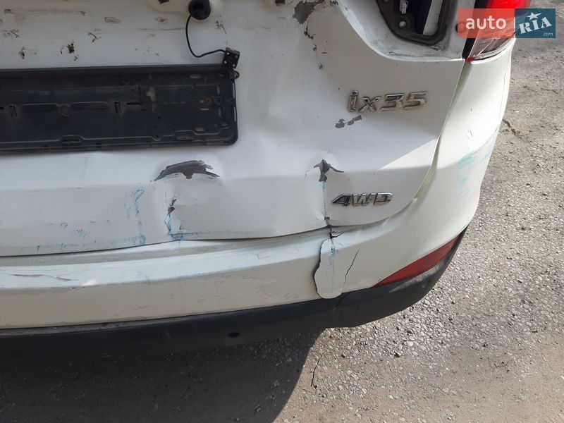 Внедорожник / Кроссовер Hyundai ix35 2010 в Запорожье