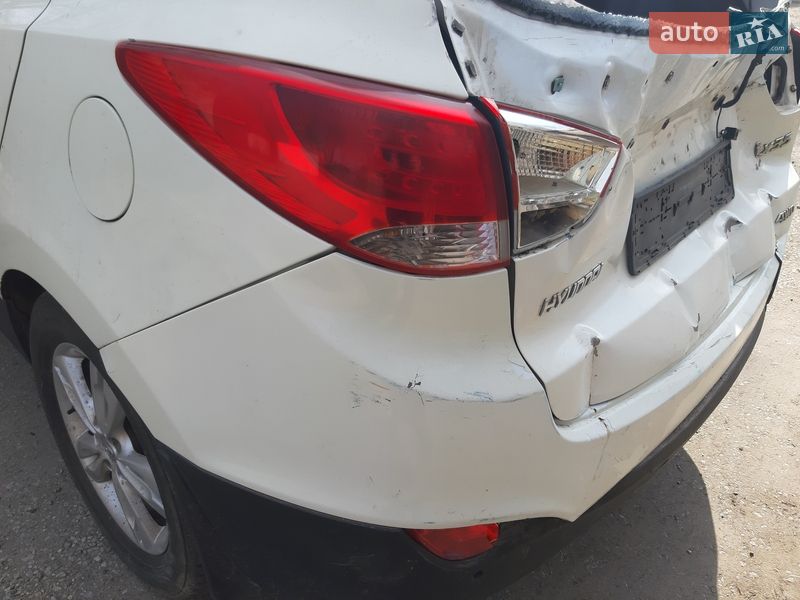 Внедорожник / Кроссовер Hyundai ix35 2010 в Запорожье