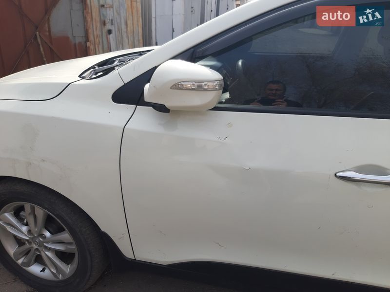 Внедорожник / Кроссовер Hyundai ix35 2010 в Запорожье
