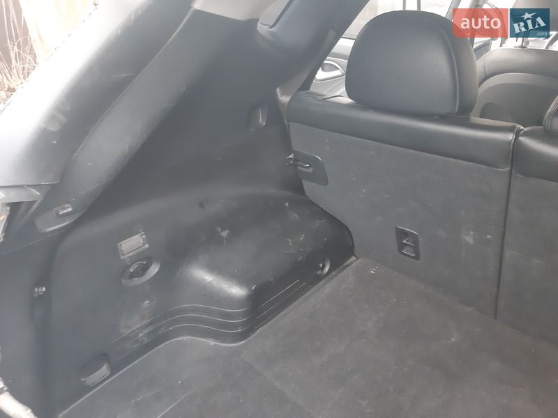 Внедорожник / Кроссовер Hyundai ix35 2010 в Запорожье