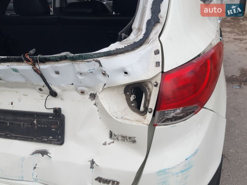 Внедорожник / Кроссовер Hyundai ix35 2010 в Запорожье