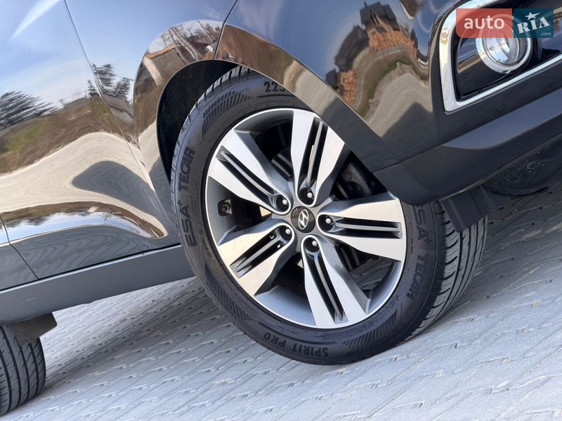 Внедорожник / Кроссовер Hyundai ix35 2015 в Львове