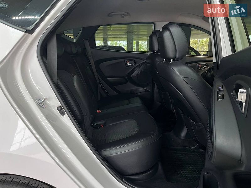 Внедорожник / Кроссовер Hyundai ix35 2012 в Одессе