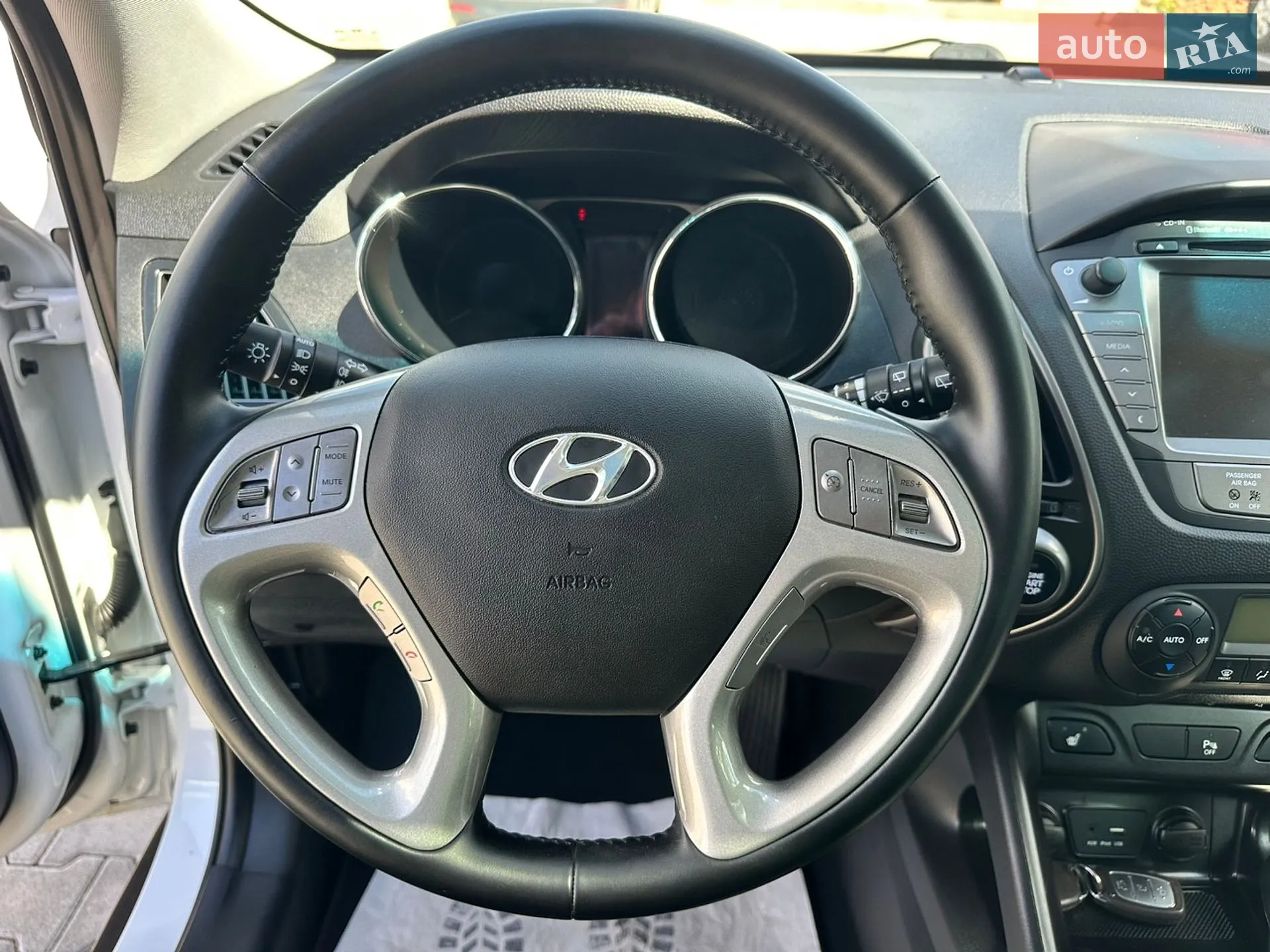 2015 Hyundai ix35 - мініатюра 32