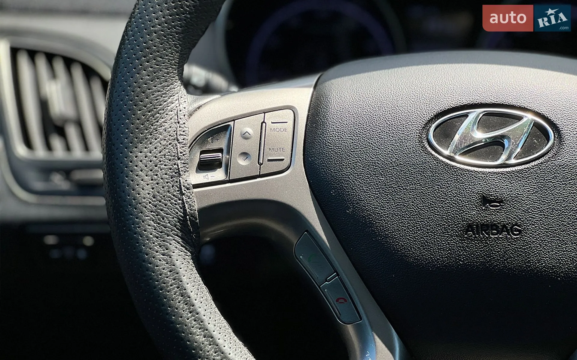 2010 Hyundai ix35 - мініатюра 12