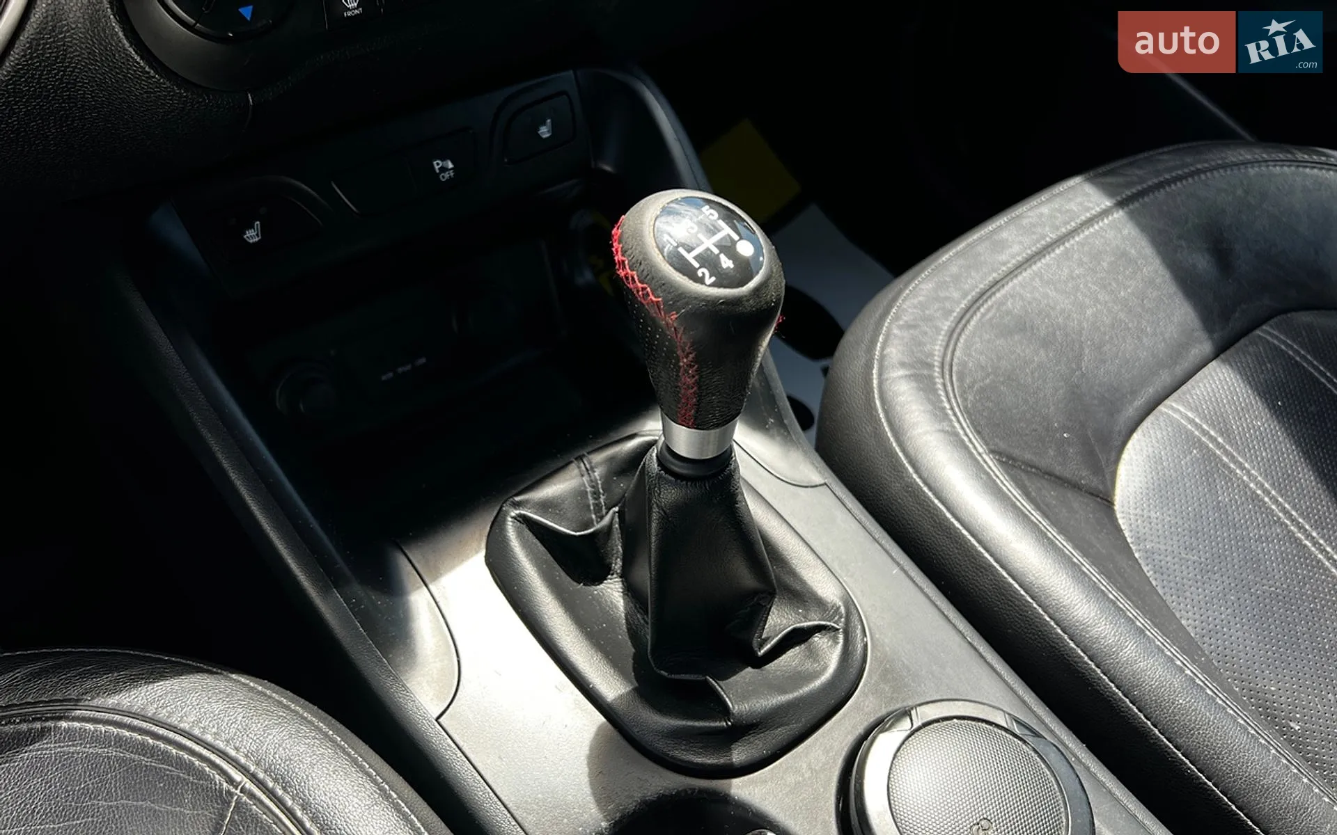 2010 Hyundai ix35 - мініатюра 18