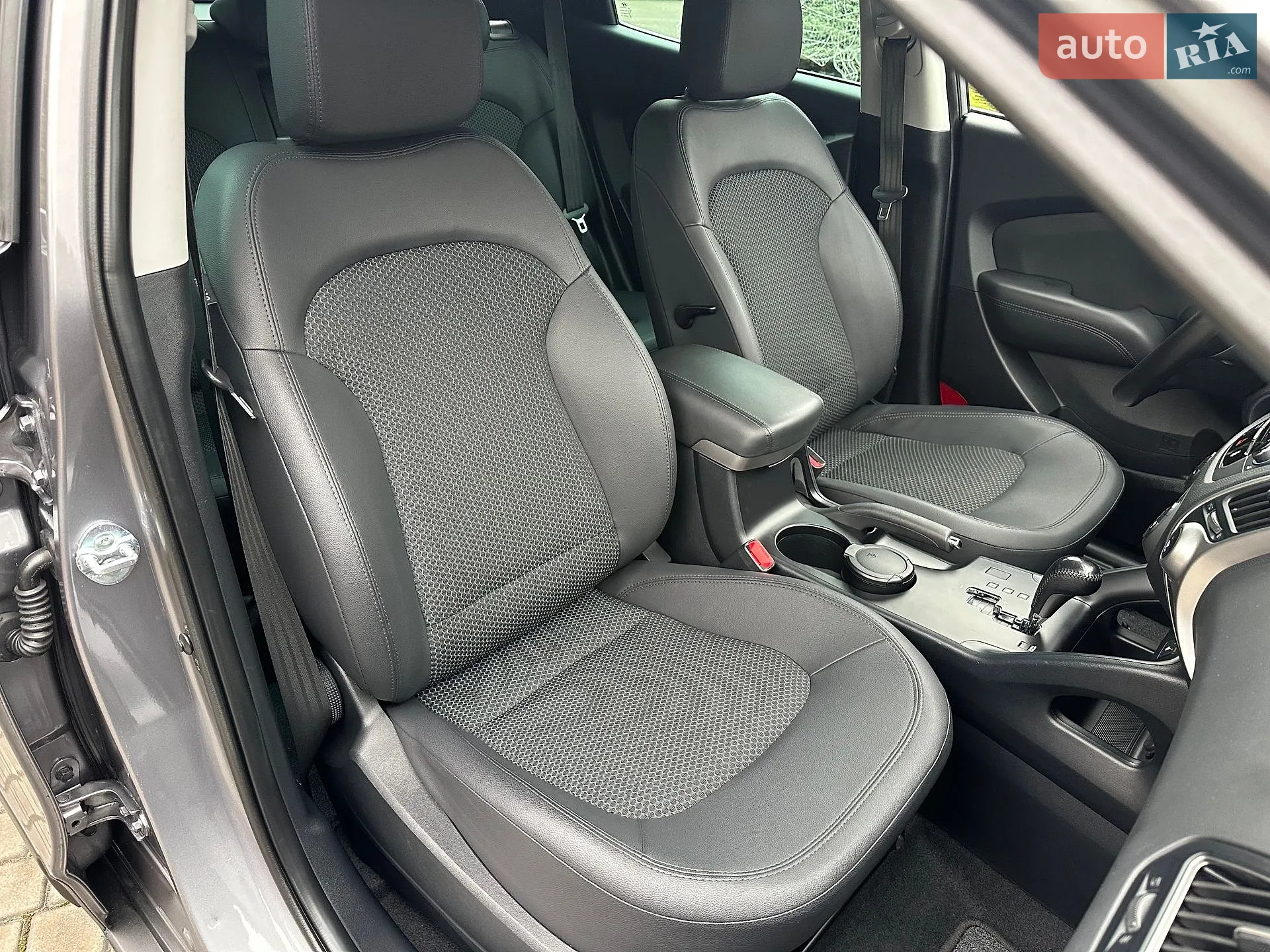 2011 Hyundai ix35 - мініатюра 40