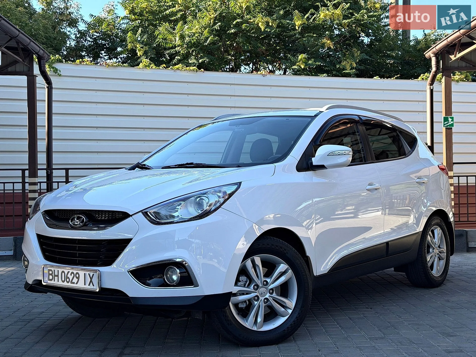2011 Hyundai ix35 - фото 1