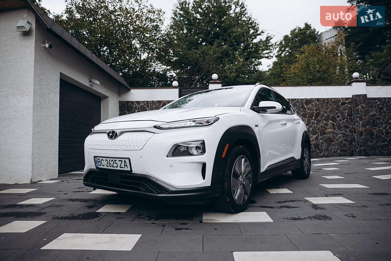 Позашляховик / Кросовер Hyundai Kona Electric 2021 в Золочеві