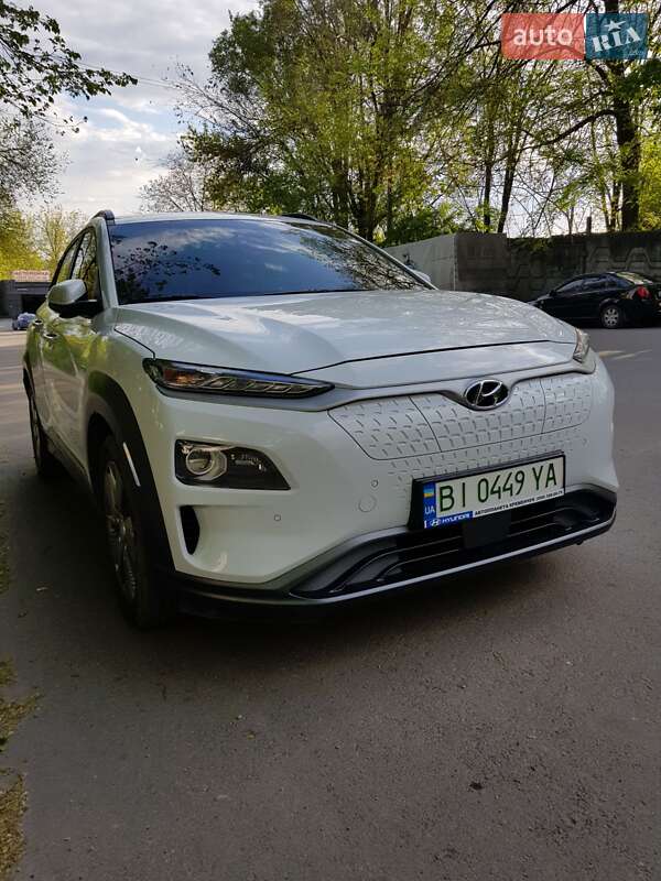 Позашляховик / Кросовер Hyundai Kona Electric 2019 в Дніпрі