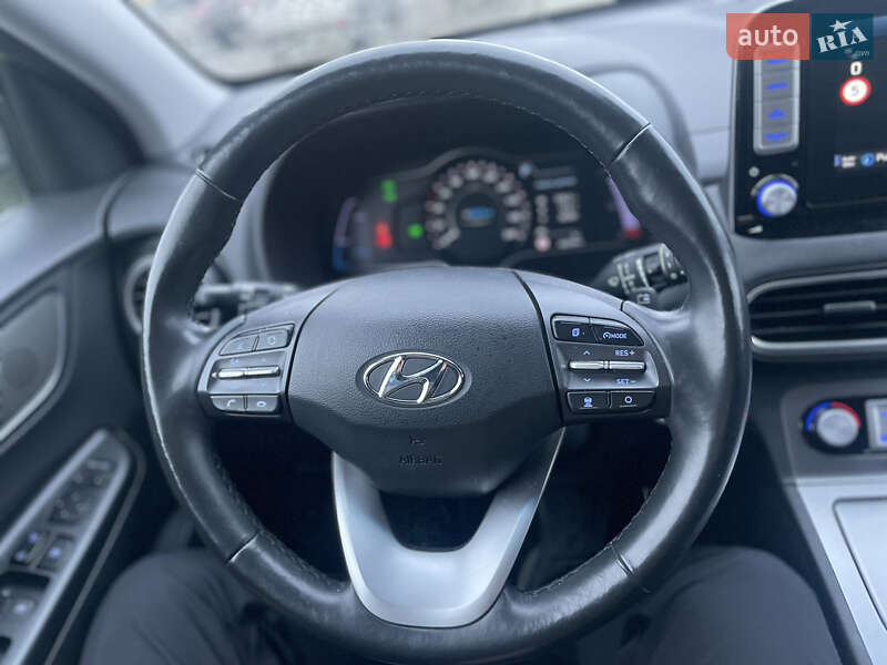 Внедорожник / Кроссовер Hyundai Kona Electric 2018 в Львове