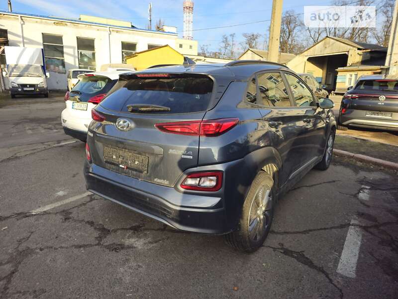 Позашляховик / Кросовер Hyundai Kona Electric 2020 в Києві