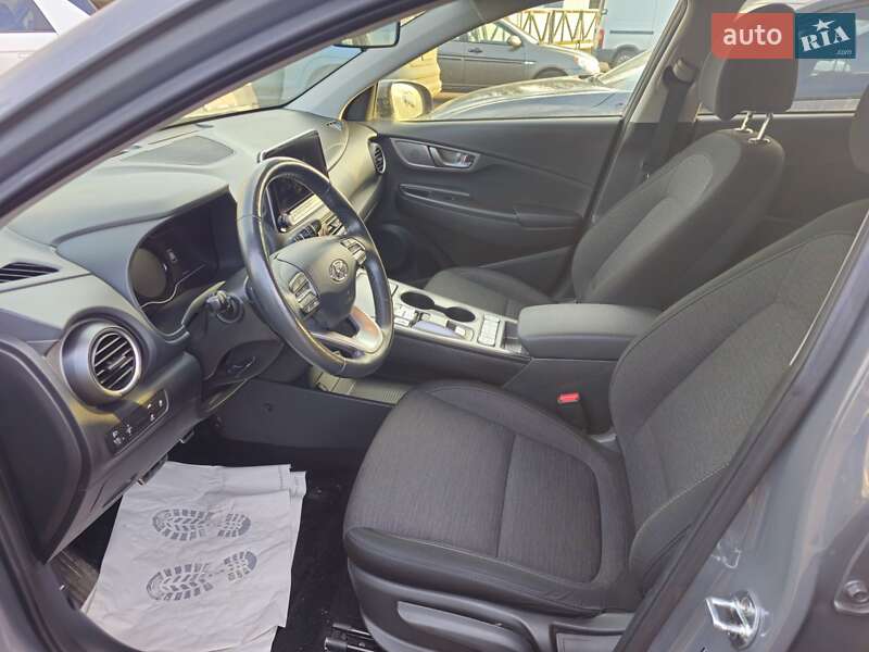 Позашляховик / Кросовер Hyundai Kona Electric 2020 в Києві