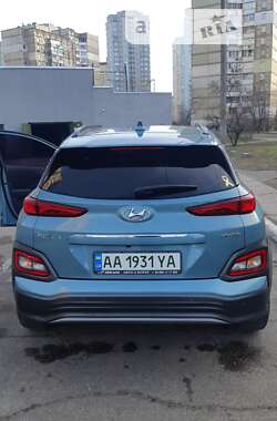 Внедорожник / Кроссовер Hyundai Kona Electric 2019 в Киеве