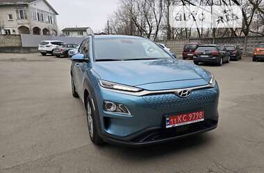 Внедорожник / Кроссовер Hyundai Kona Electric 2020 в Киеве