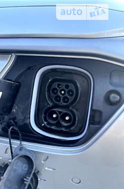 Позашляховик / Кросовер Hyundai Kona Electric 2020 в Новояворівську