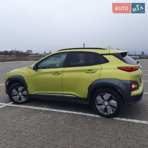 Внедорожник / Кроссовер Hyundai Kona Electric 2018 в Львове
