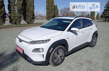 Позашляховик / Кросовер Hyundai Kona Electric 2019 в Дубні