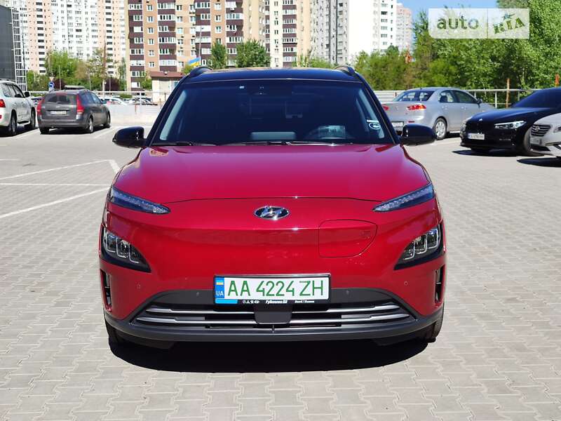 Внедорожник / Кроссовер Hyundai Kona Electric 2022 в Киеве