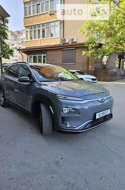 Позашляховик / Кросовер Hyundai Kona Electric 2018 в Києві