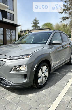 Позашляховик / Кросовер Hyundai Kona Electric 2020 в Ужгороді