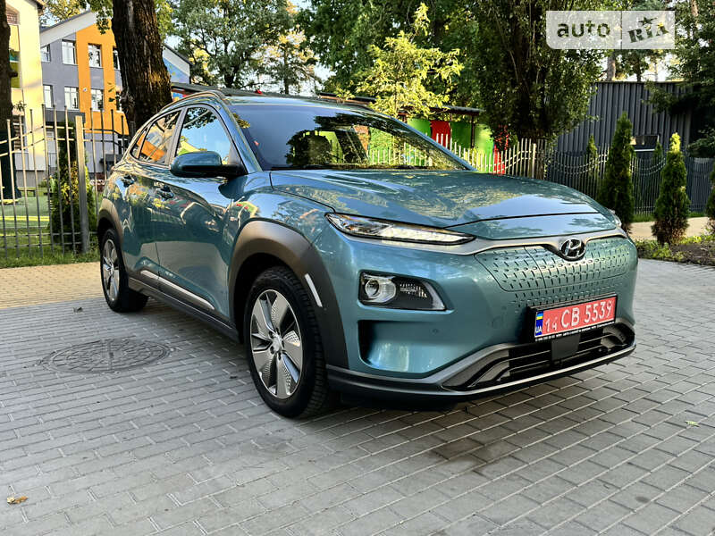 Внедорожник / Кроссовер Hyundai Kona Electric 2019 в Ирпене
