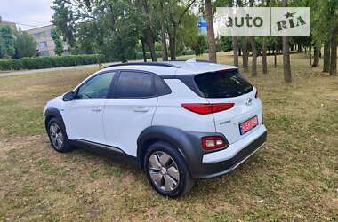 Внедорожник / Кроссовер Hyundai Kona Electric 2019 в Кривом Роге