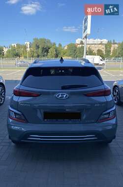 Внедорожник / Кроссовер Hyundai Kona Electric 2022 в Киеве