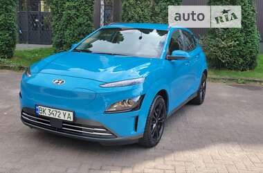 Позашляховик / Кросовер Hyundai Kona Electric 2023 в Рівному