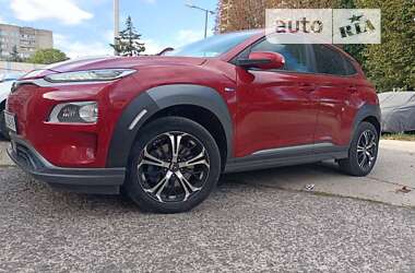 Позашляховик / Кросовер Hyundai Kona Electric 2018 в Ужгороді