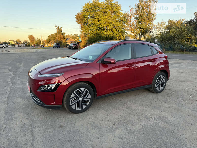 Внедорожник / Кроссовер Hyundai Kona Electric 2021 в Черкассах