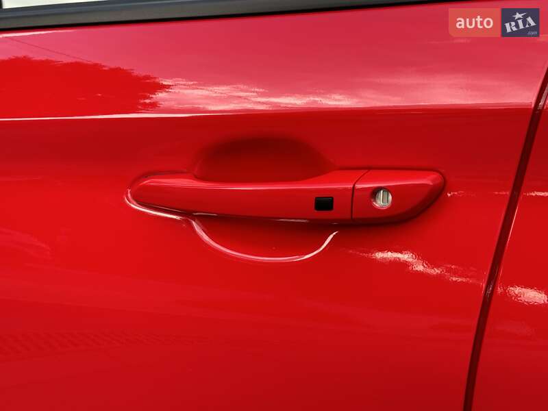 Внедорожник / Кроссовер Hyundai Kona Electric 2021 в Луцке