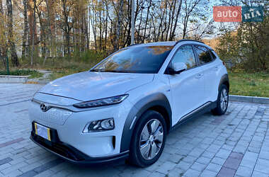 Внедорожник / Кроссовер Hyundai Kona Electric 2018 в Тернополе